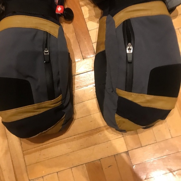 Kombi Other - Men's Black and Tan Backpack​​